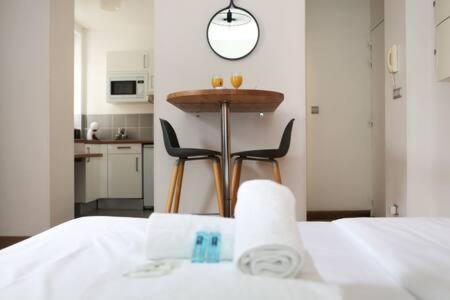 302 - Sejournez Dans Un Studio De Charme A Paris 5 - Flat-Guest 外观 照片